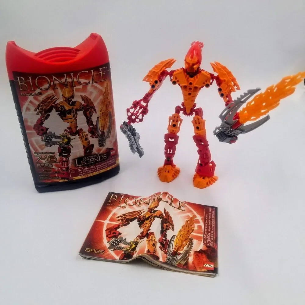 LEGO Bionicle 8979 Malum Has Canister And Manual *Not Complete* Missing 2 Pieces
